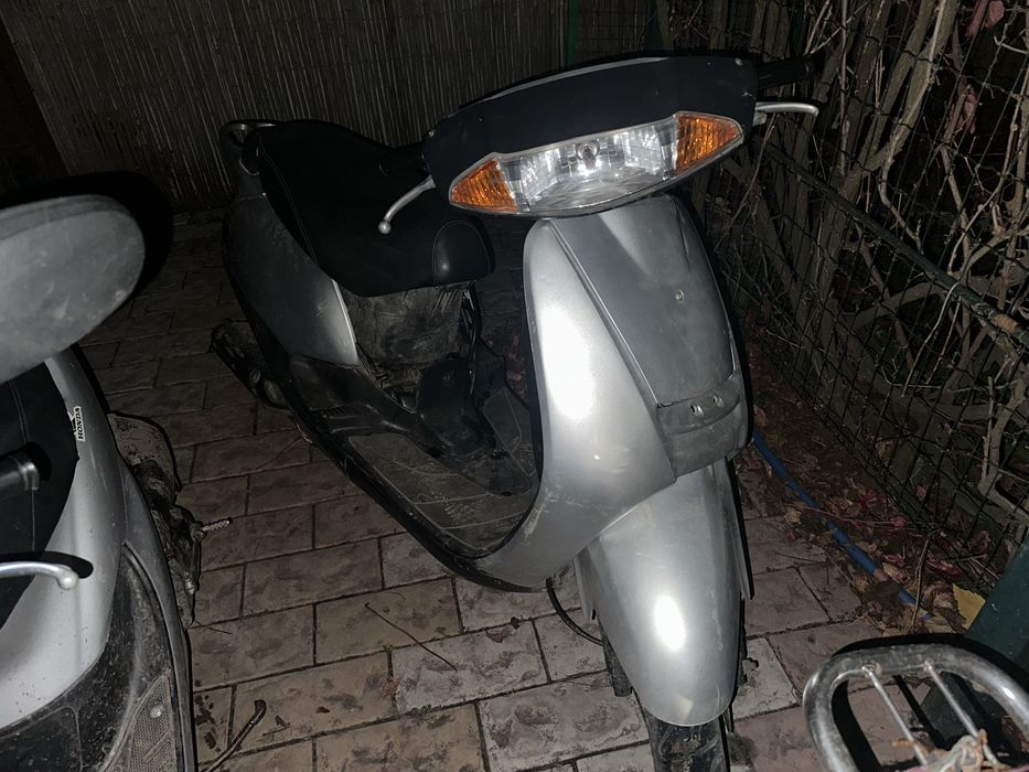 Продам Honda Lead 100 JF06