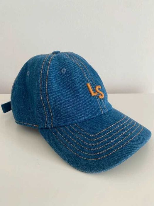 Nowa czapka z daszkiem Levi's niebieska