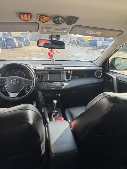 Авто від власника  Toyota Rav 4 (2015)
