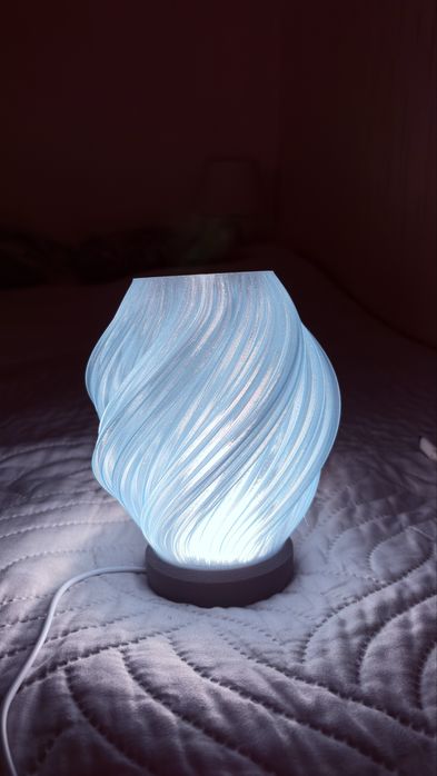 Lampka Nocna 3D unikalny design, wydruk 3D, wybierz kolor jaki chcesz!