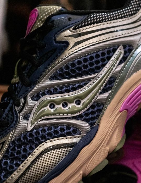 Saucony ProGrid Omni 9 OG Blue/Brush