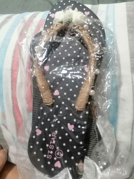 Chinelas artesanais tipo havaianas