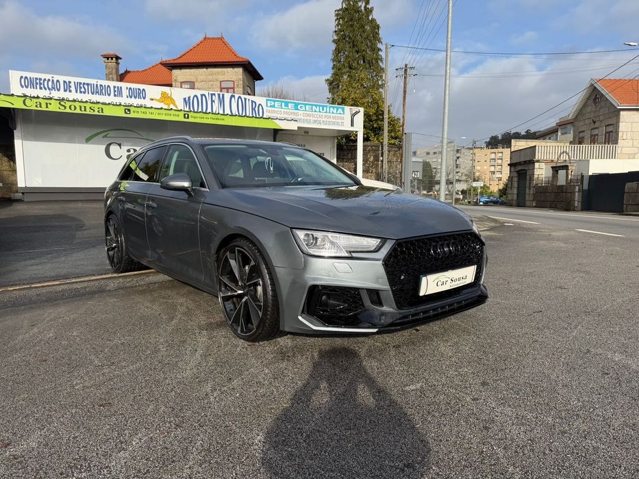 Audi A4 2.0 TDI Look RS4