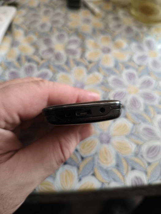 Продам Nokia 6700
