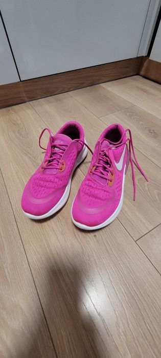 Nike runing adidasy
