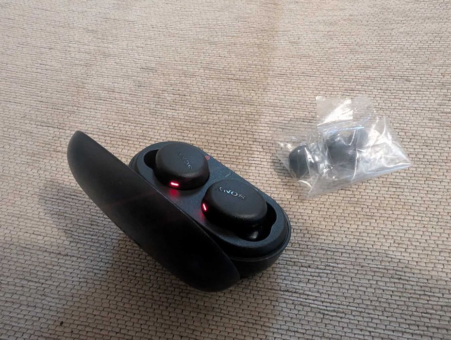 Earbuds Sony wf-xb700