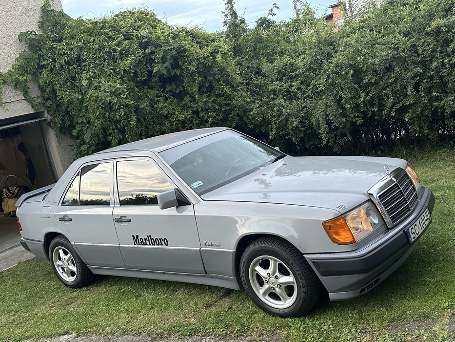 Mercedes-Benz W124