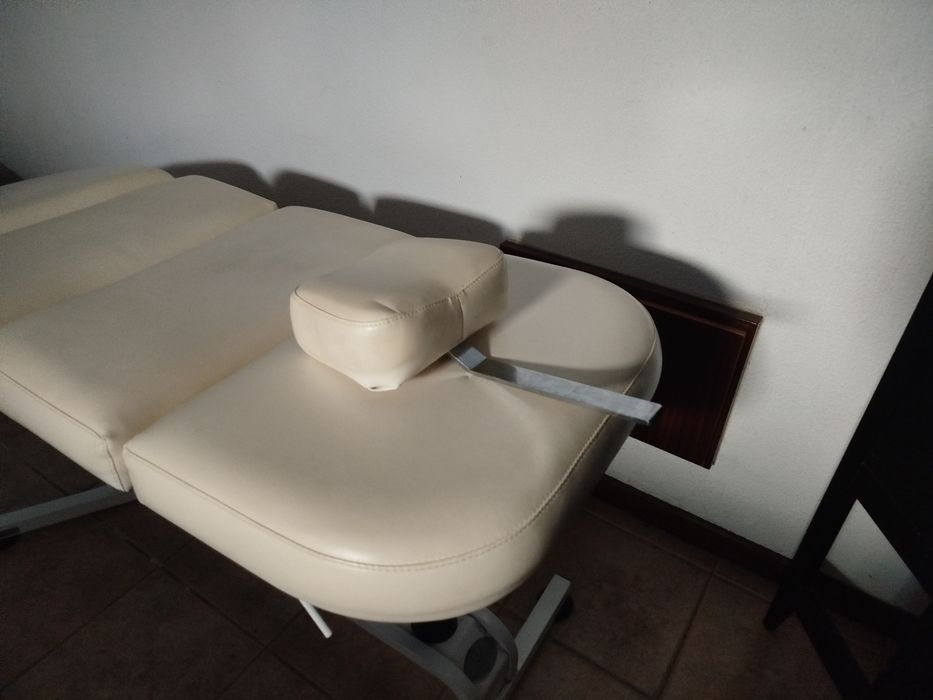 Marquesa e biombos seminovos