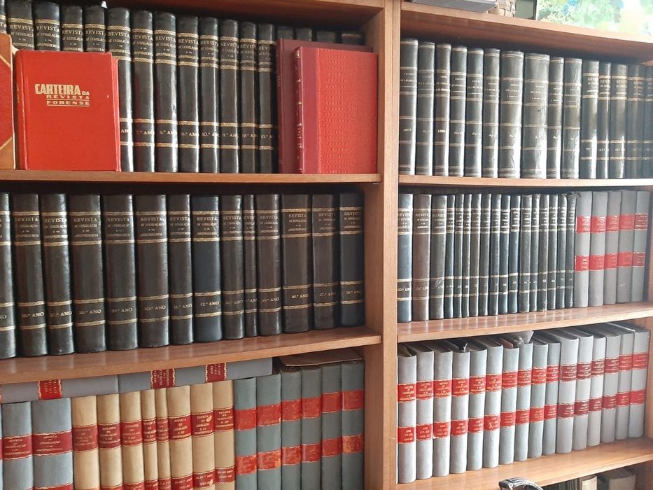 Biblioteca de Advogado