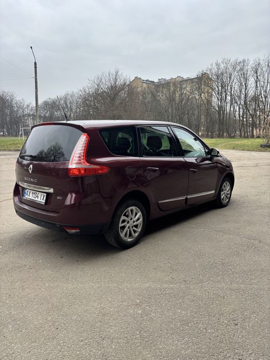 Renault Grand Scenik