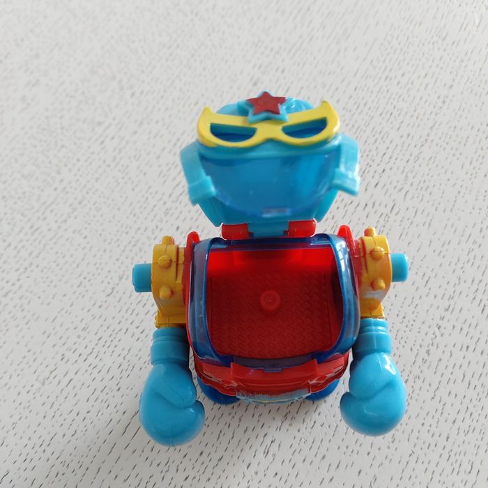 Superthings Power Bot duża figurka na Super Things