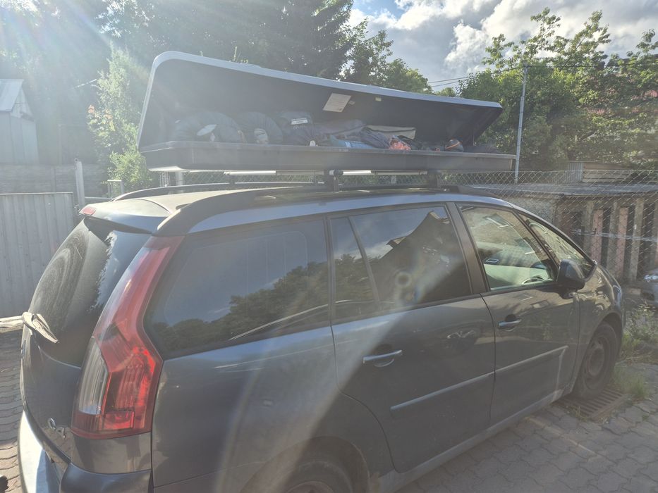 Boks dachowy, bagażnik na dach, box, trumna