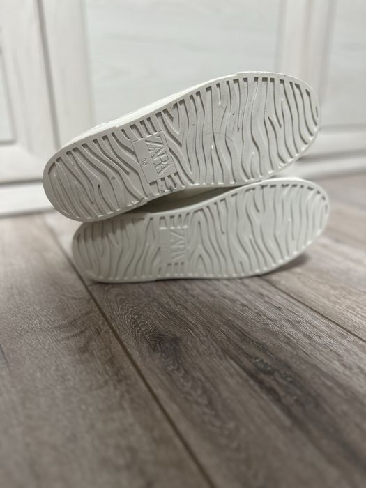 Кеди шкіряні Zara 36р НОВІ