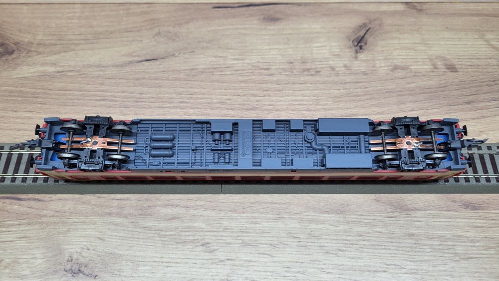 PIKO wagon osobowy 1kl PKP ic ep V-VI oświetlony PIĘKNY okazja RARYTAS