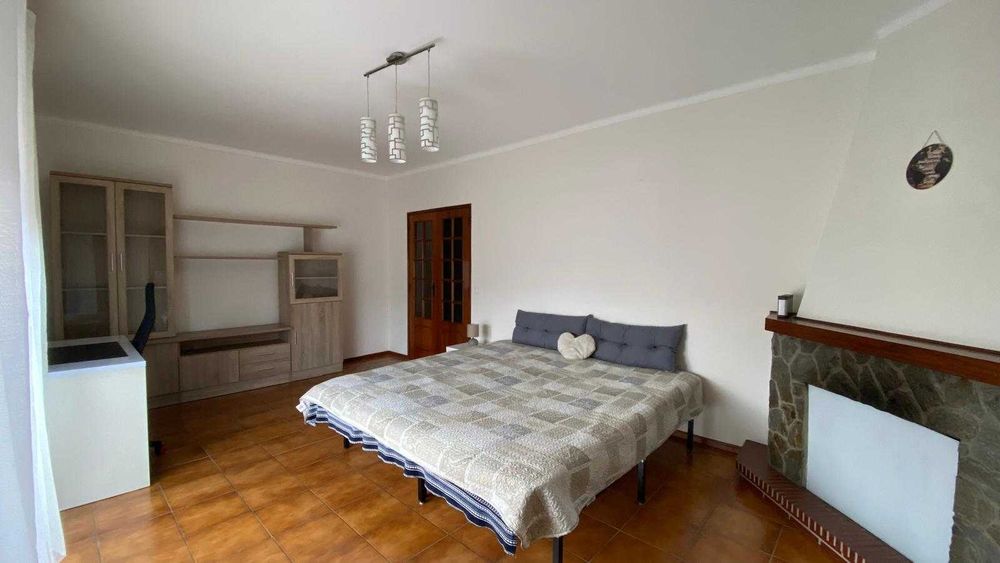 Quarto single ou duplos na estrada dos marinheiros - Leiria