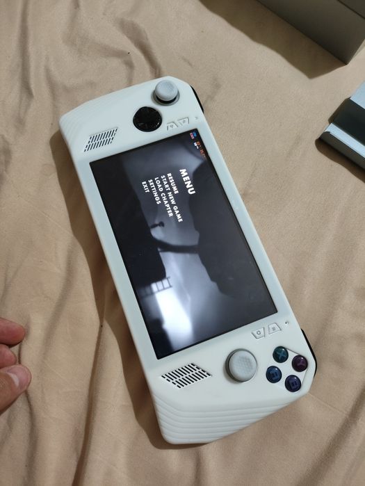 Rog Ally Z1 extreme