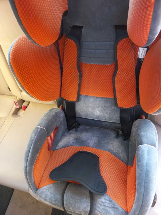 Автокрісло RECARO Young Sport (9-36 кг). Гарний стан!!!