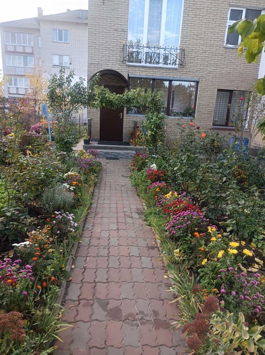 Продаж 3-кімнатної квартири в Слободі