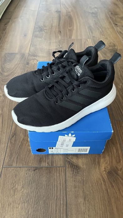 Кросівки Adidas жіночі (оригінал)