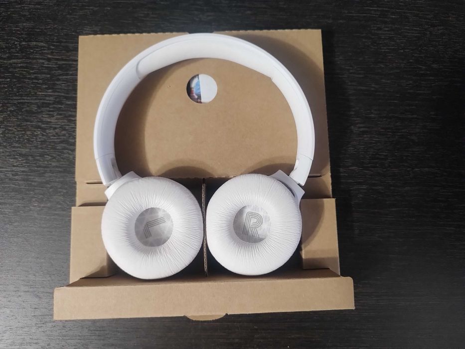 Навушники JBL TUNE 520