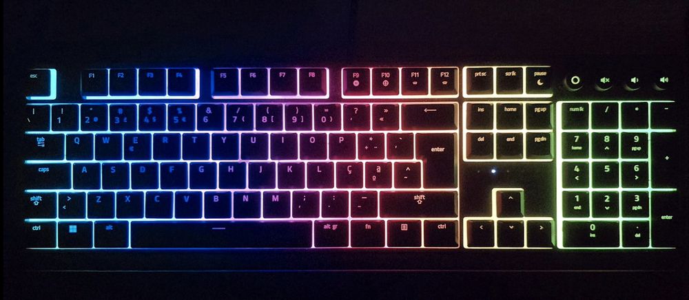 Razer Ornata V3 - Como Novo (C/ Caixa)