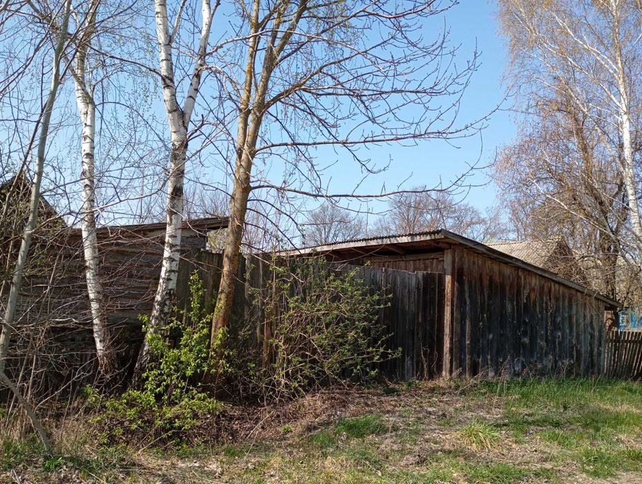 Продам будинок під розбирання і самовивіз.