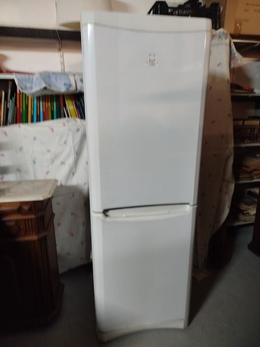 Frigorífico Indesit