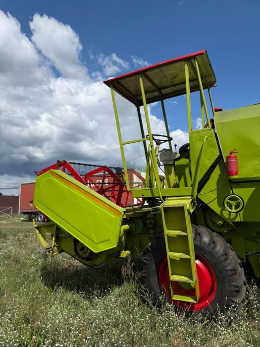 Комбайн Claas Konsul