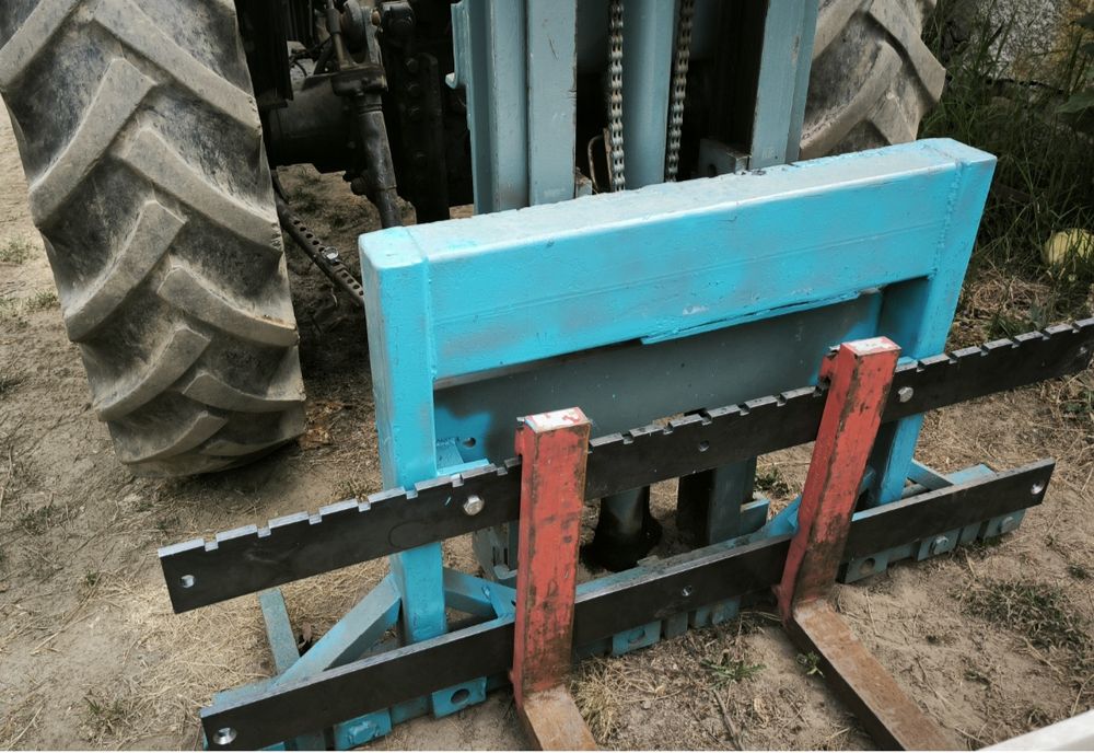 Torre porta paletes trator