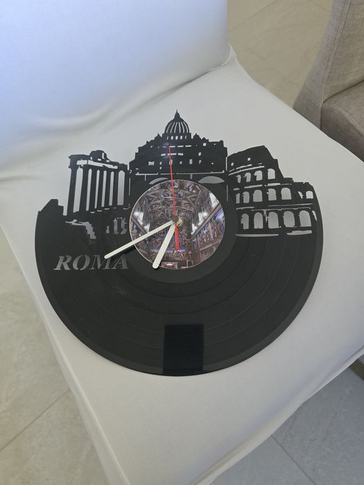 Zegar ścienny Roma, Rzym, na płycie winylowej