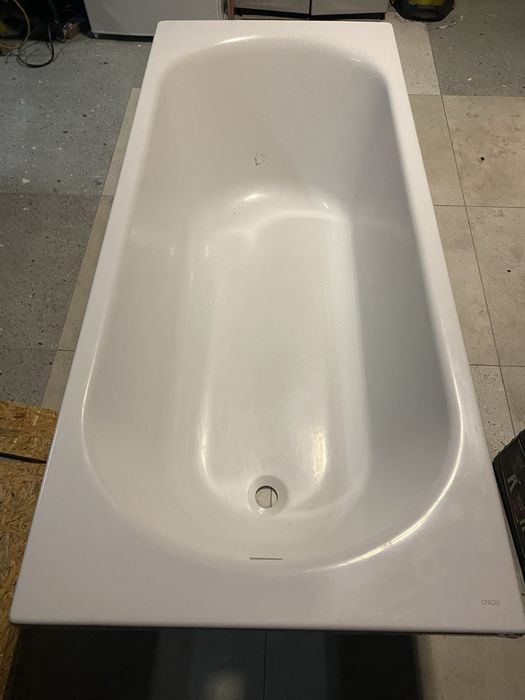 Wanna akrylowa firmy kolo