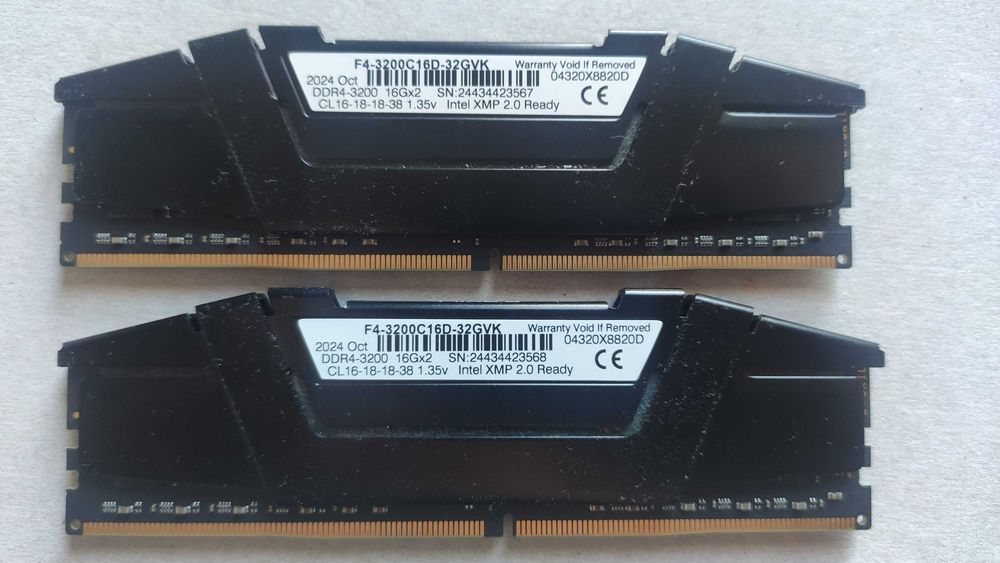 G.SKILL 32GB (2x16GB) 3200MHz CL16 Ripjaws V RAM
