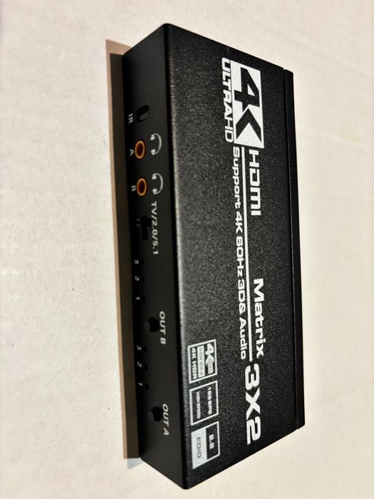 Konwerter adapter Matrix HDMI 3/2 Spacetronik SPH-M322  Splitter