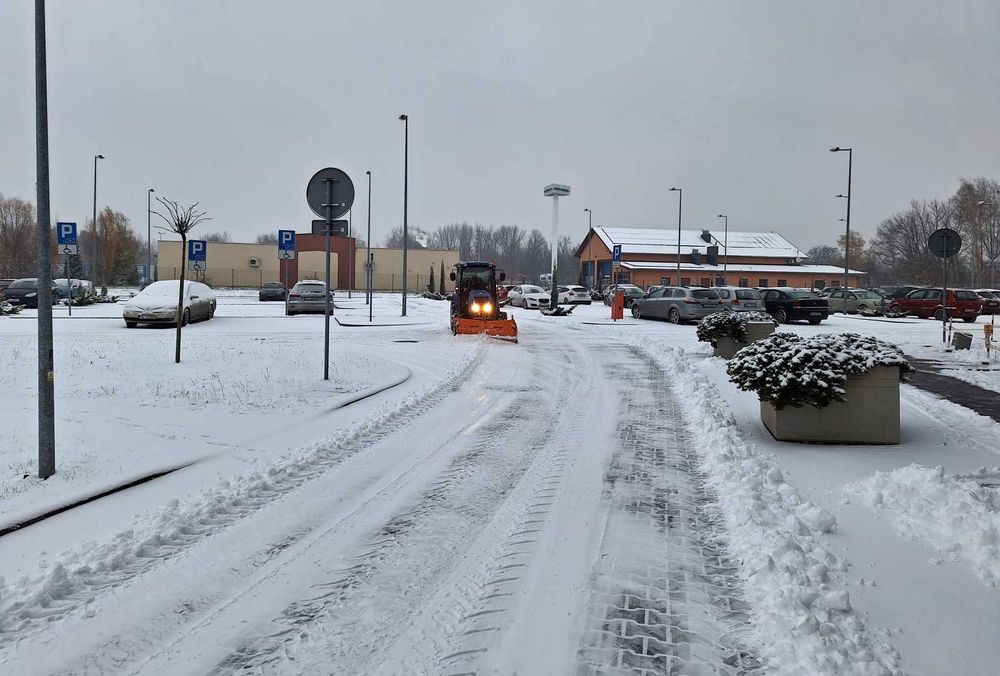 Odśnieżanie dróg, chodników i parkingów