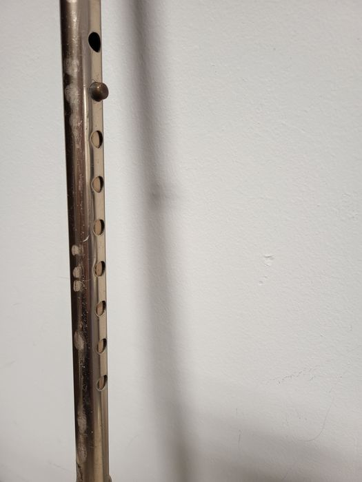 Bengala de apoio extensível.