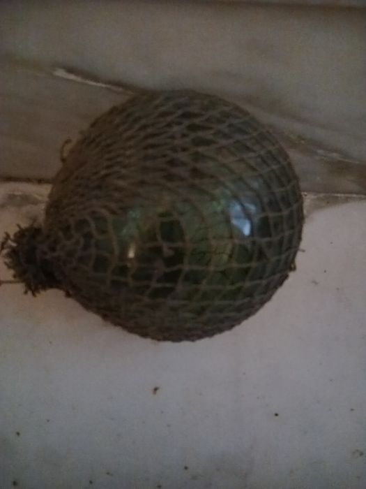 Boia de pesca em vidro antiga
