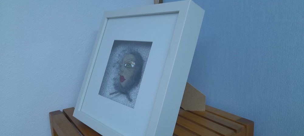 Quadro, moldura com pedra pintada
