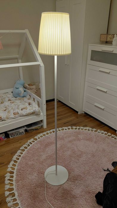 Lampa stojaca ikea
