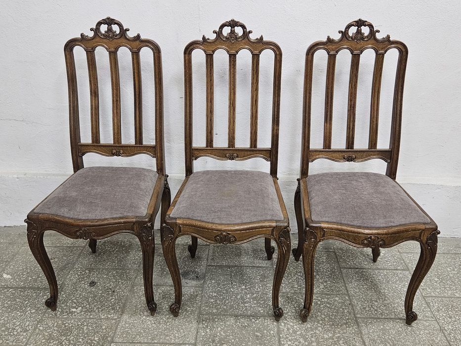 Piękne francuskie krzesła ludwikowskie