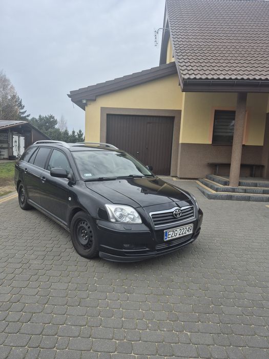 Toyota Avensis 2005r. 2.0 D4D