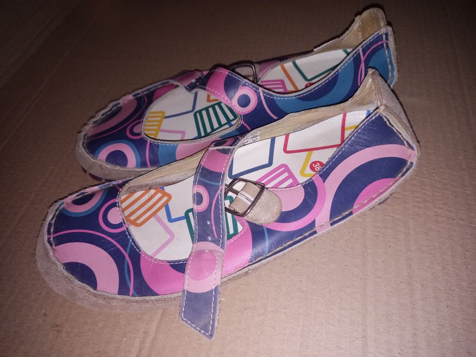 Шкіряні і босоніжки Damp розмір 38р 24.5см сандалі