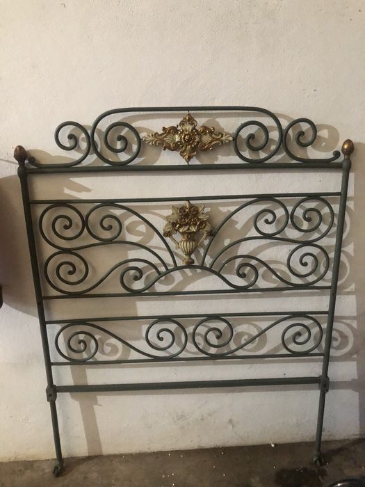 Cama ferro antiga