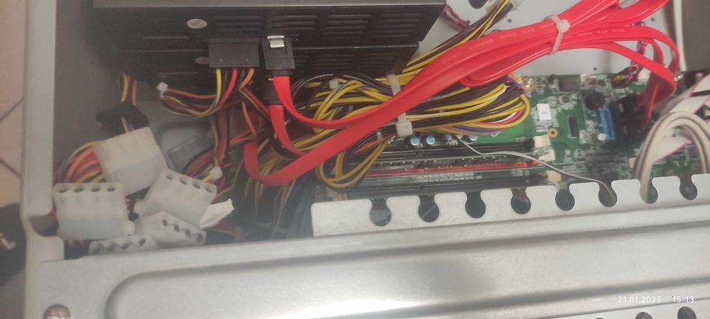 Komputer Intel Core i5 2 T 8/16 RAM