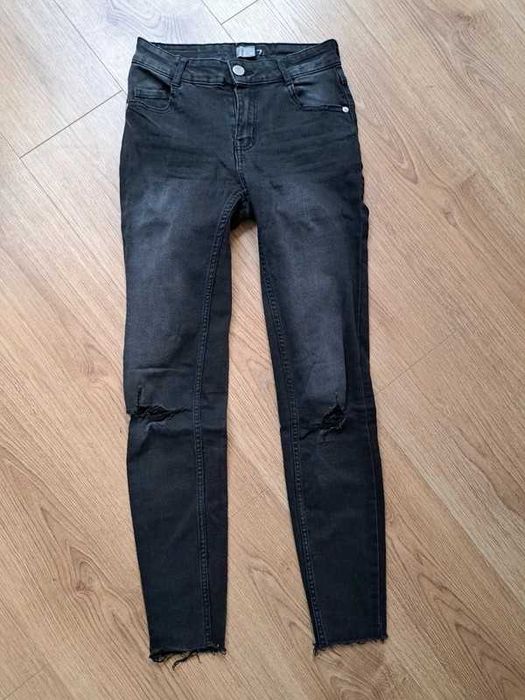 czarne jeansy fb sister • skinny low waist • r. 27