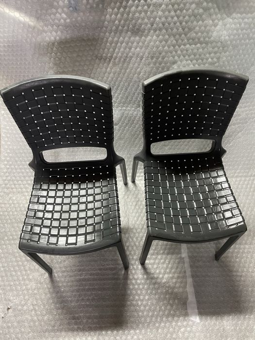 Cadeiras plastico 6