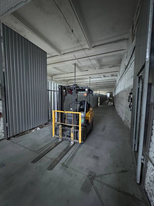 Продам склад на проспекте Богдана Хмельницкого