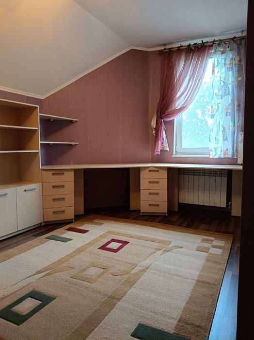 Продам, Справжній будинок, садиба. Новоолександрівка.