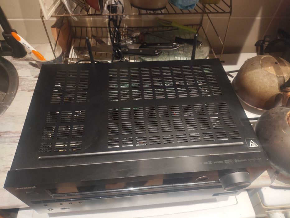 Sprzedam 7.2 Onkyo TX-NR646 Wi-Fi BT Atmos DTS:X 4K60P Hi-Res Spotify