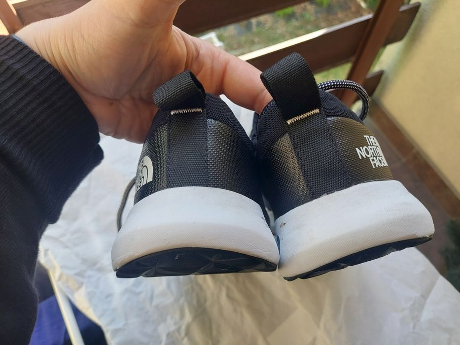 Buty sportowe The North Face M Surge Highgate 41