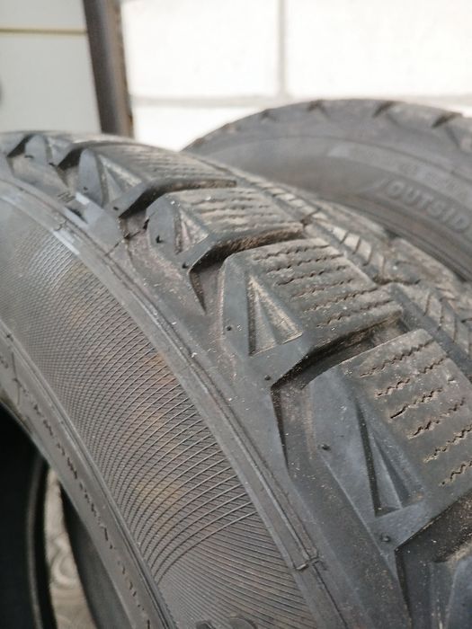 Шини 215.60.16 продам